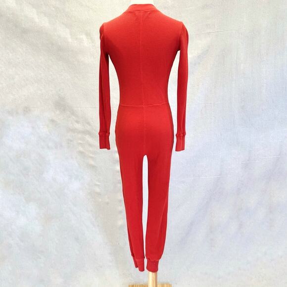 Everlane waffle knit henley onesie button up jumpsuit in currant size XXS - Picture 6 of 16